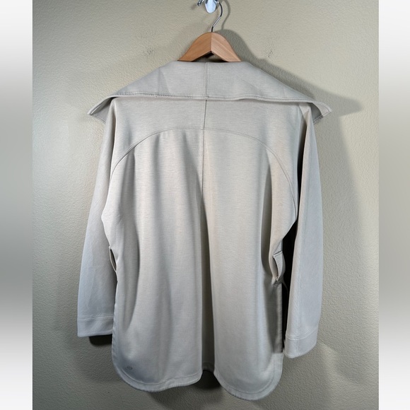 Lululemon Softstreme Belted Wrap in Trench - Missing Belt - Picture 13 of 16